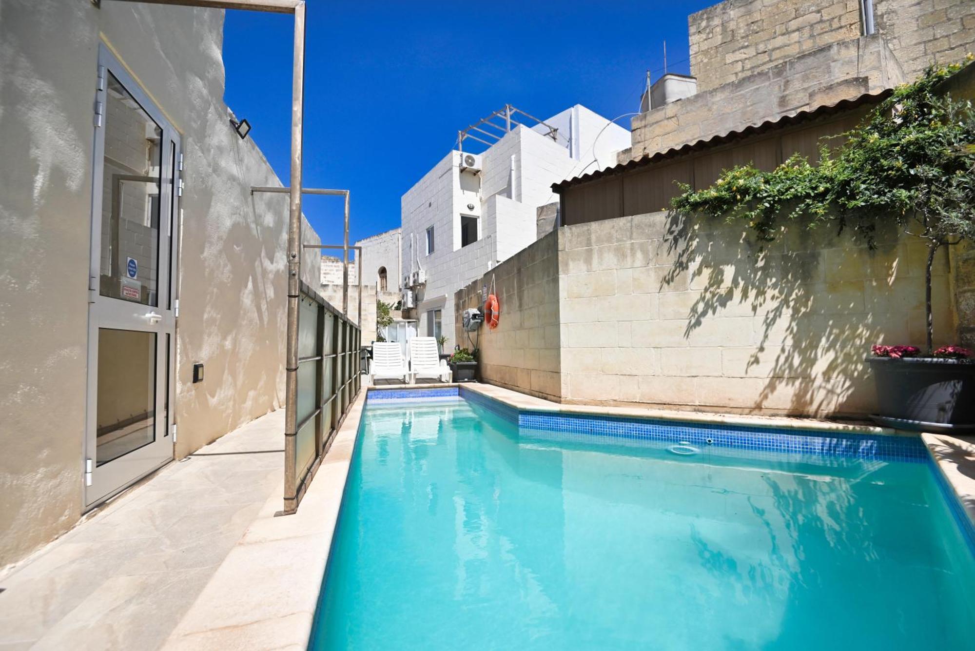 The Cloisters Bed And Breakfast Xaghra Exterior photo